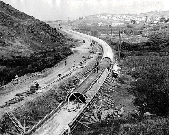 Alemany islais-creek-1920s.jpg