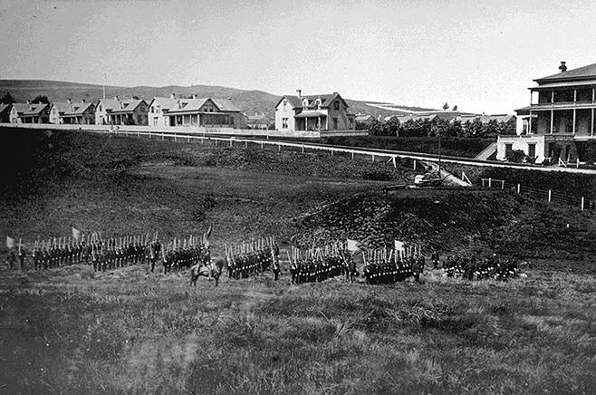 Presidio$troops-march-presidio-c-1900.jpg