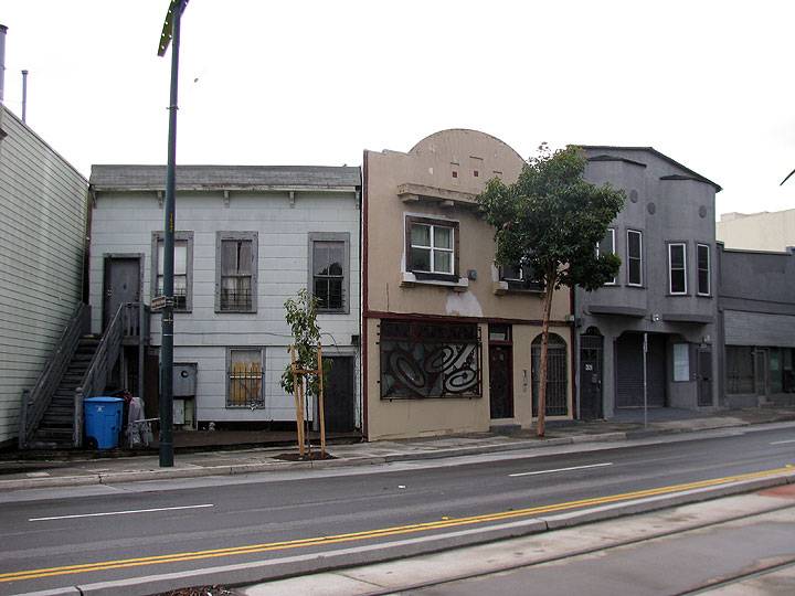 Dogpatch-3rd-st-slanted-facades-for-old-ropewalk 2280.jpg