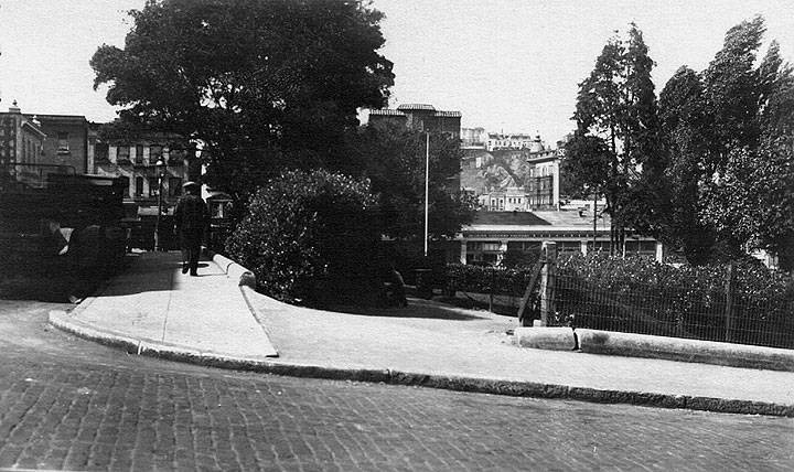 Portsmouth-Square-looking-north-ne-c1950s-courtesy-Jimmie-Shein.jpg