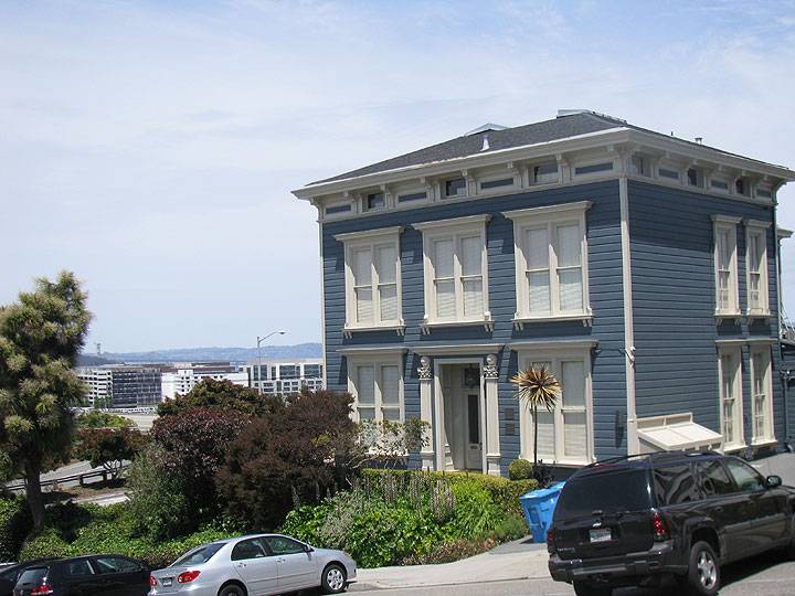 Richards-house-w-mission-bay 2094.jpg