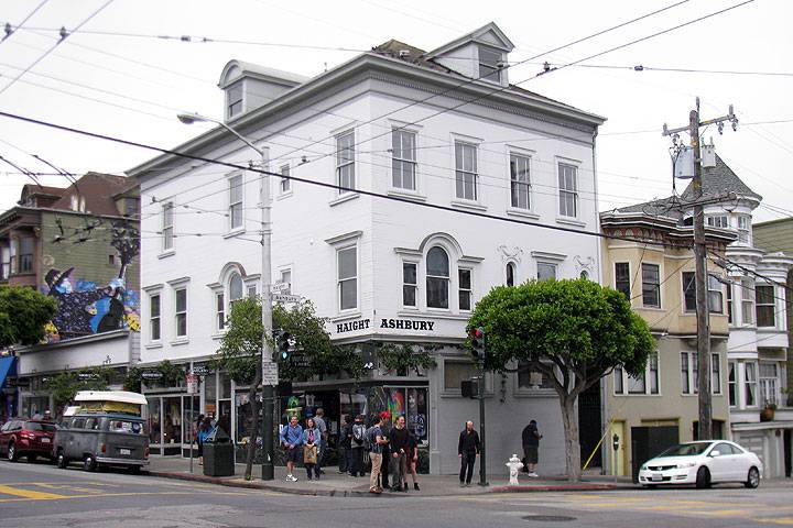 Haight-ashbury-corner 4489.jpg