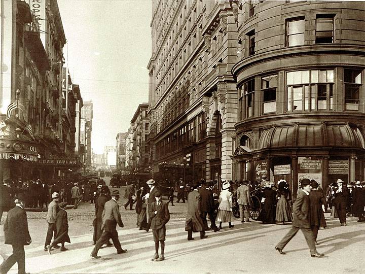 Powell-and-market-techau-tavern-c-1910s.jpg