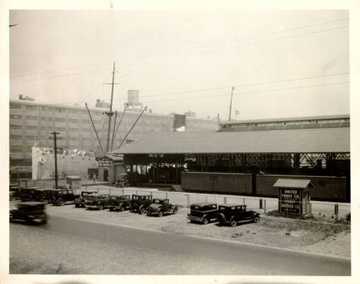 United Fruit company building 1930s AAC-7539.jpg