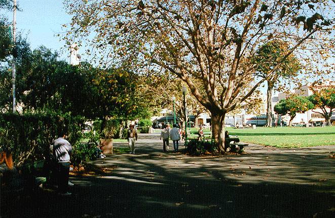 Washington-square-east-1997.jpg