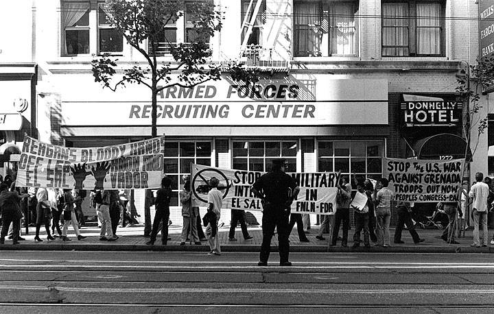 Anti-military-protest-Armed-Forces-Recuiting-Ctr-El-Salvador-Grenada-1983.jpg