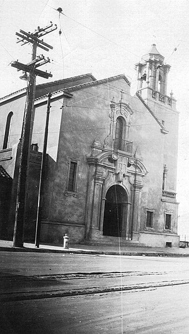 Bernal church 72dpi.jpg