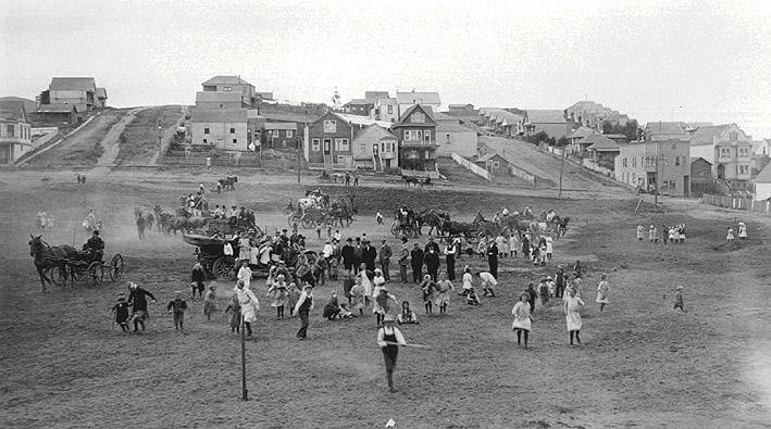 Excelvis$excelsior-picnic-1890.jpg