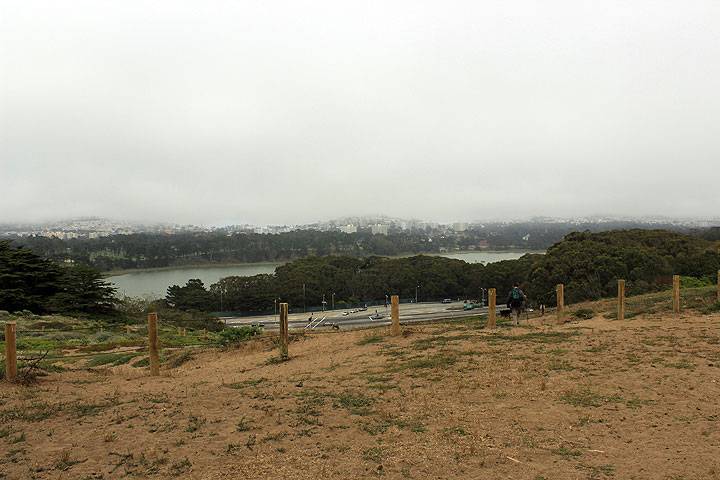 View-east-from-Ft-Funston-towards-Lake-Merced 2879.jpg