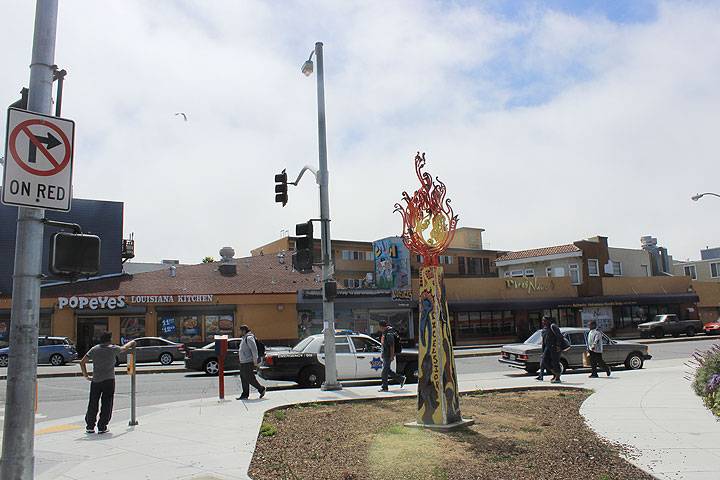 Geneva-and-Mission-w-Excelsior-sculpture-and-Popeyes-and-Vietnamese-Pho 2817.jpg