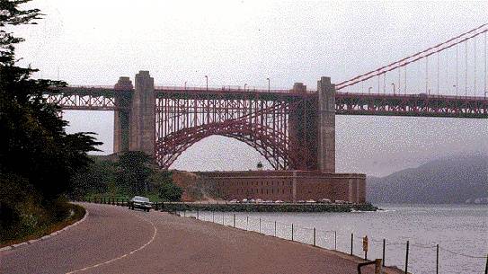 Presidio$golden-gate-bridge-south-end.jpg