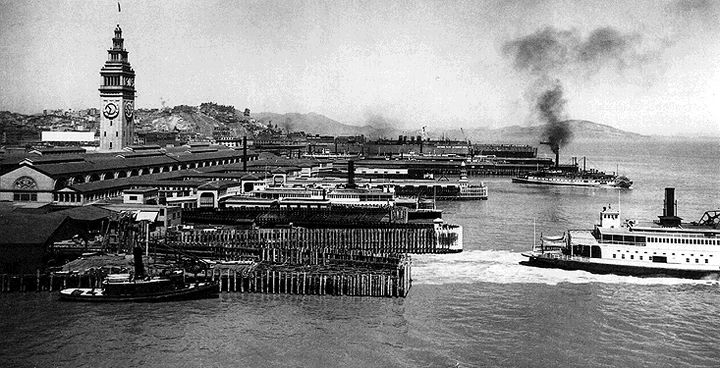 Irish1$ferry-bldg-with-ferries-1912.jpg