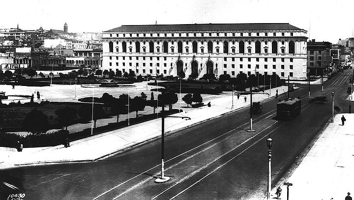 Larkin-St-north-from-Grove-State-Bldg-July-8-1926-SFDPW 72dpi.jpg