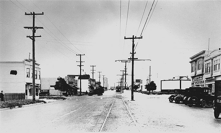 Geneva-Ave-south-at-Naples-1926-SFPL.jpg