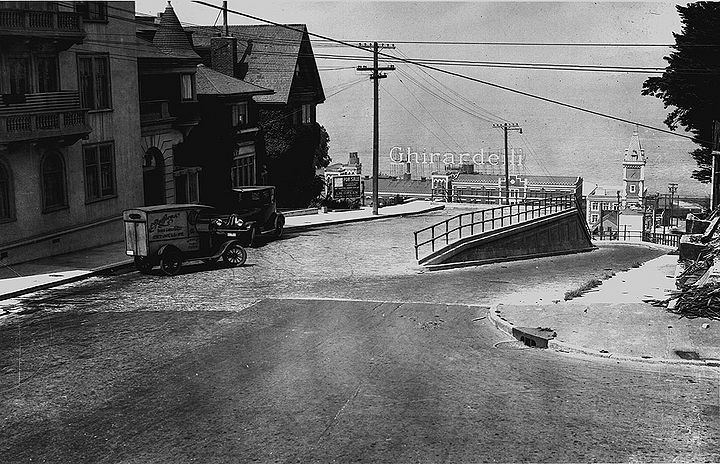 Larking-north-from-Chestnut-c-1920-SFDPW 72dpi.jpg