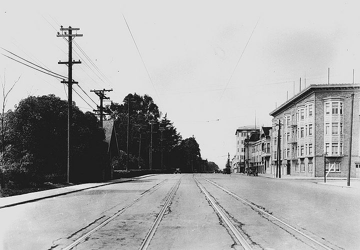 Fulton-west-at-7th-Ave-1927-SFPL.jpg