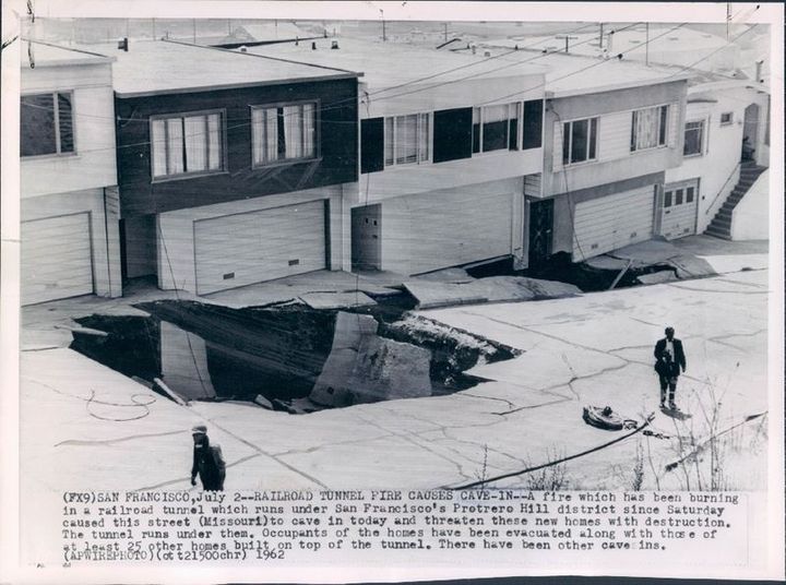 Protrero Hill tunnel cave in 1962.JPG