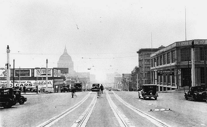 Van-Ness-Ave-south-at-Eddy-Auto-Row-1929-SFPL.jpg