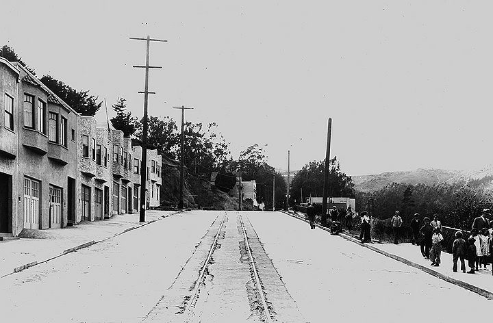 OShaughnessy-and-Glen-Canyon-at-right-c-1930s.jpg